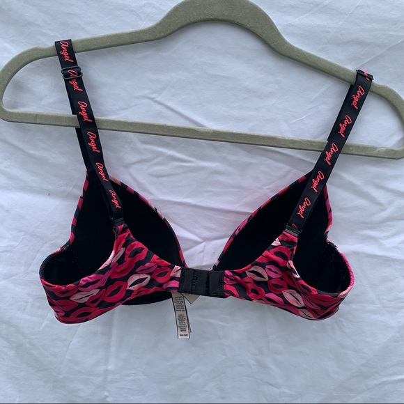 Victoria’s Secret tee-shirt bra, lightly lined - Picture 2 of 3